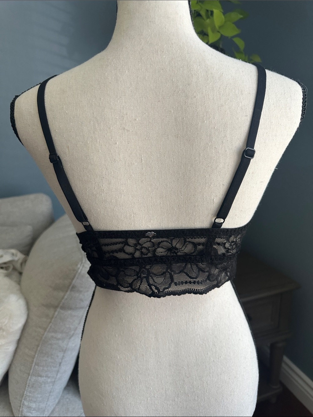 PINK Victoria's Secret Black Lace Longline Bralette - Picture 2 of 3